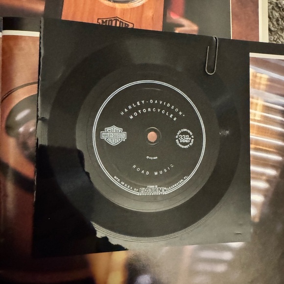 Vintage Harley Davidson 90s & 2000 Sales Brochure Catalog Flyer Lot Of 22+ Items - Picture 14 of 14